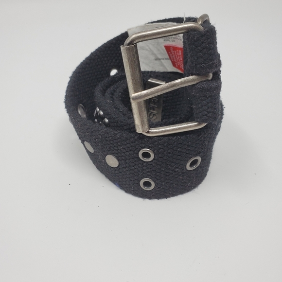 ESPRIT |  Belt w/ decorative hole embellishments - Picture 5 of 5